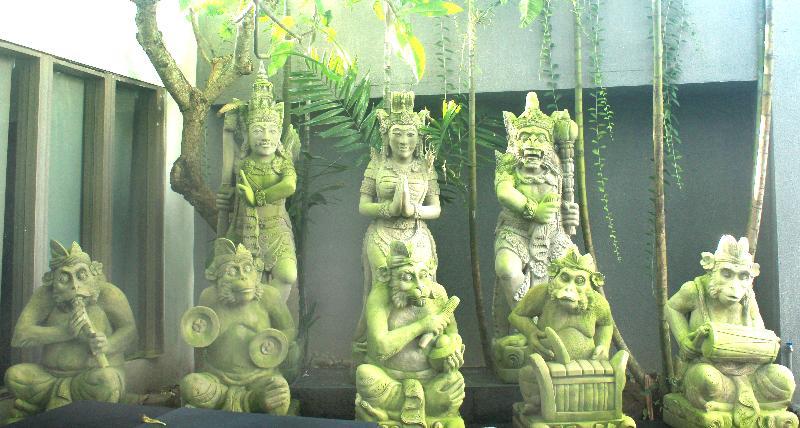 Kyriad Royal Seminyak Bali Exterior foto